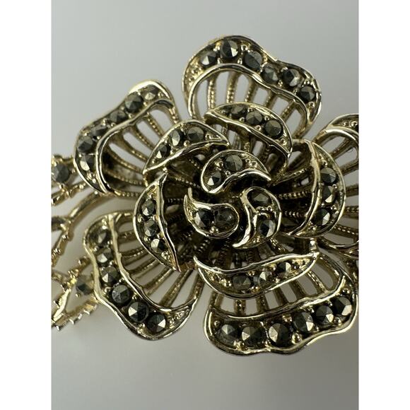 Vintage Signed Lisner Marcasite Rose Flower Leaf Costume Brooch Pin Silver Tone - Picture 3 of 6